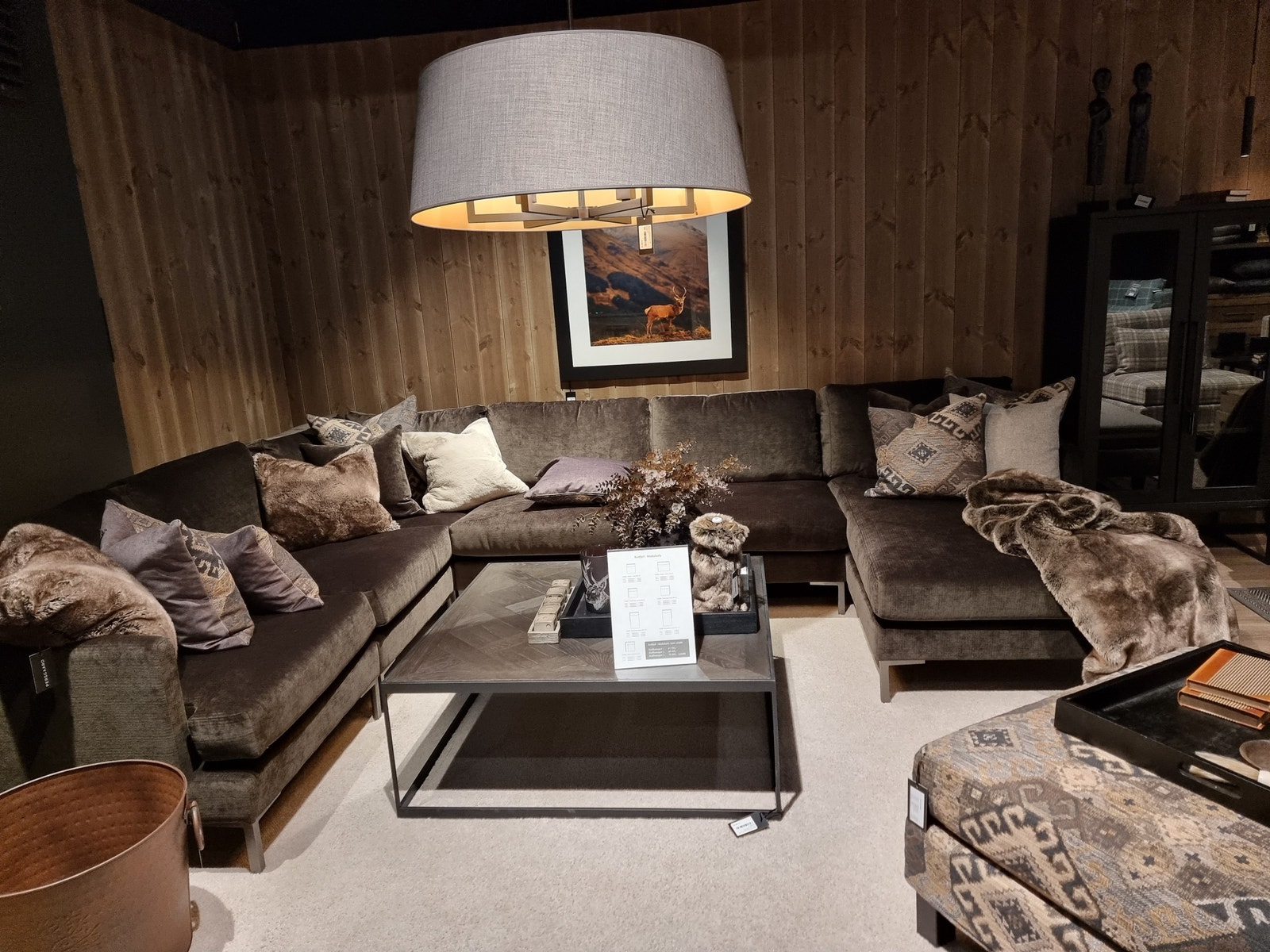 Persgaard møbler AS Galleribilde