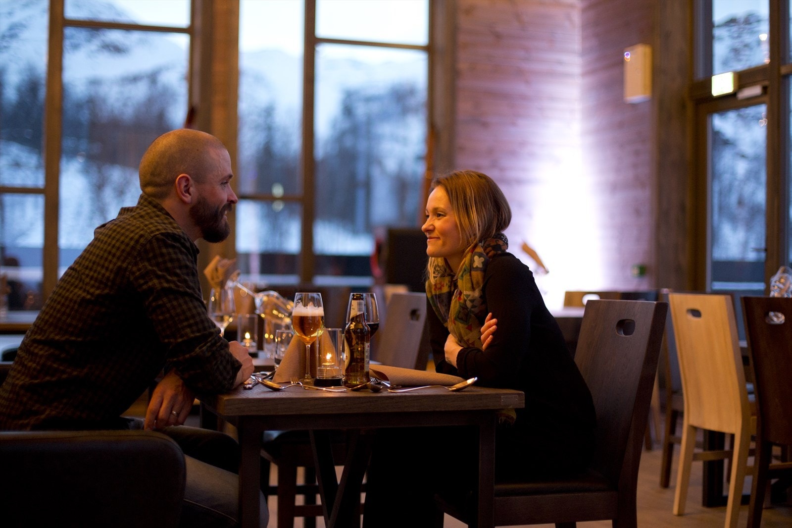 Spisetilbudet i Hemsedal holder høyt nivå, og i skianlegget har du ski inn/ski ut til flere restauranter og kafeer. Foto Kalle Hägglund/SkiStar Galleribilde