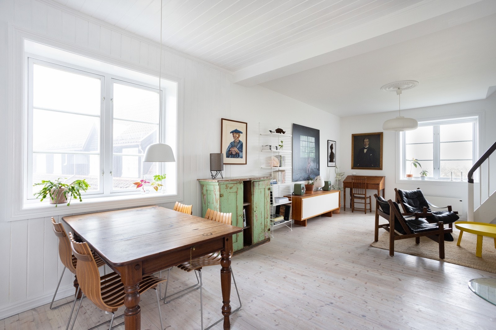 Beliggenheten på enden sørger for rikelig med naturlig lysinnslipp med vinduer i flere himmelretninger. Galleribilde