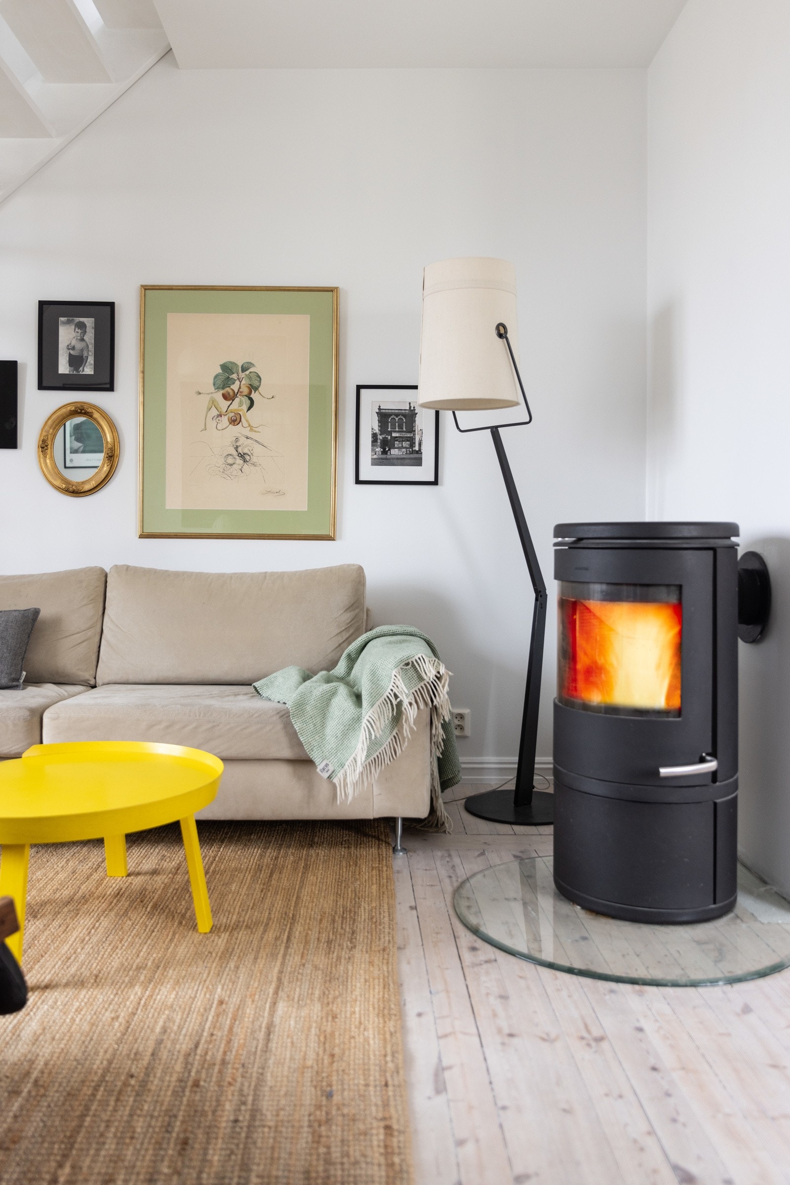 Detaljer | Flott støpejernsovn fra Morsø. Galleribilde