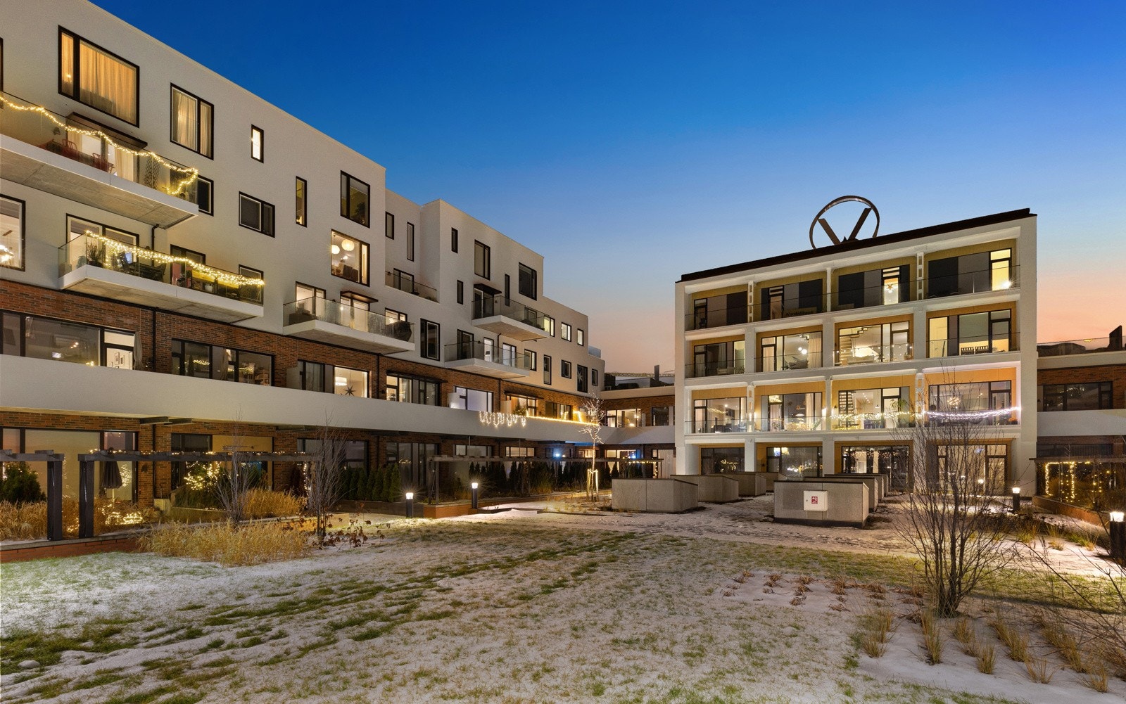 Vinslottet er et moderne boligkompleks med flotte uteområder. Galleribilde