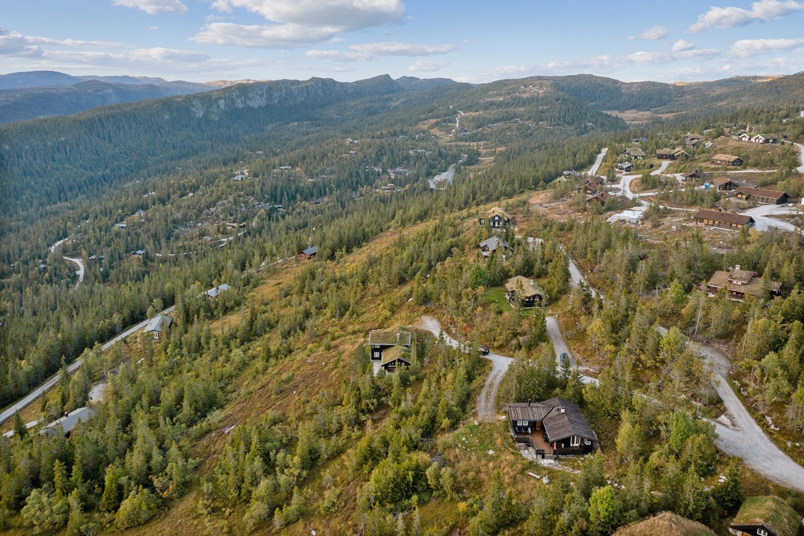 Til slalåmbakkene på Norefjell er det ca. 45 minutter med bil. Galleribilde