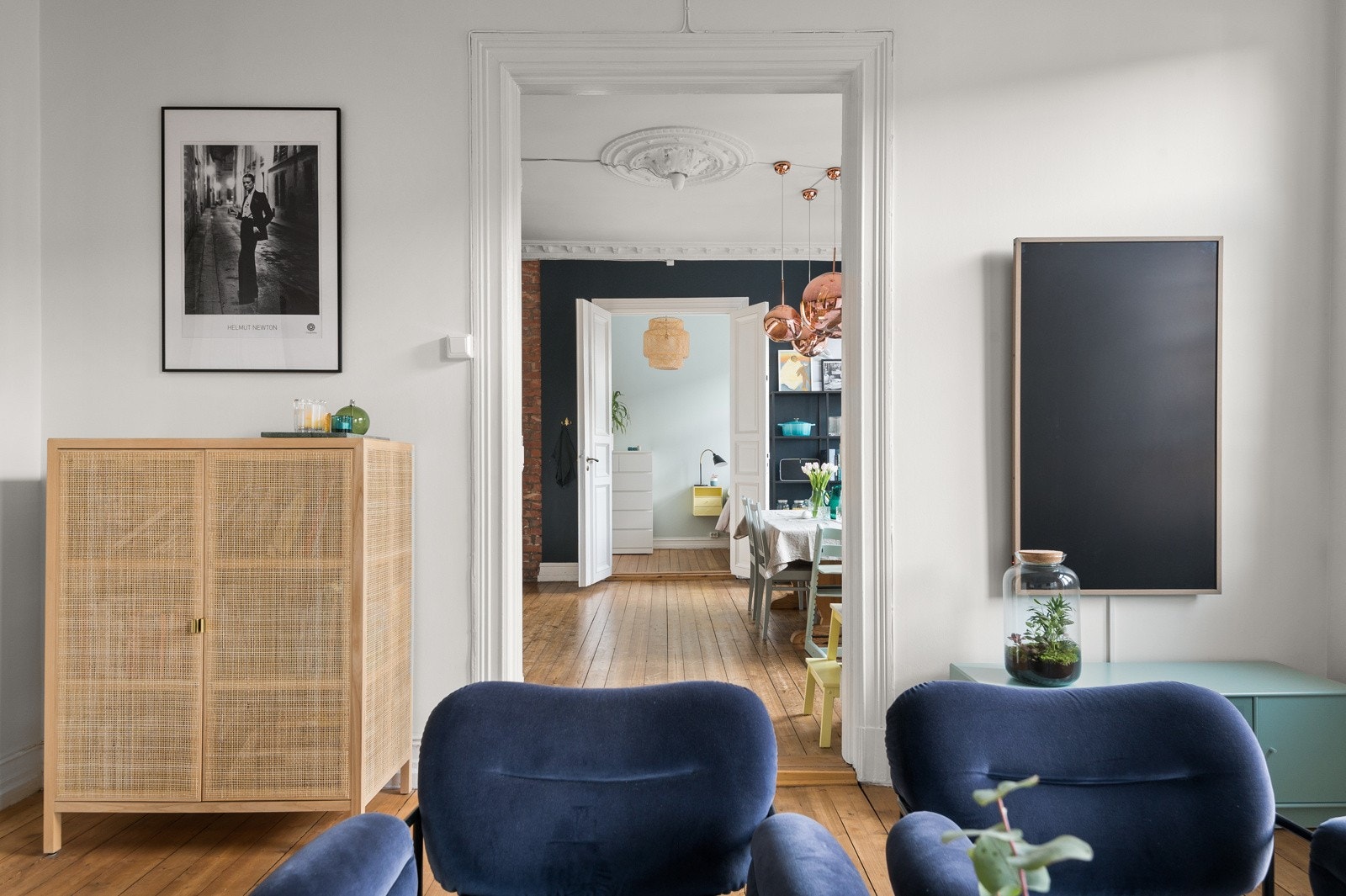 Fra stuen har man videre adkomst til leilighetens separate kjøkken. Galleribilde