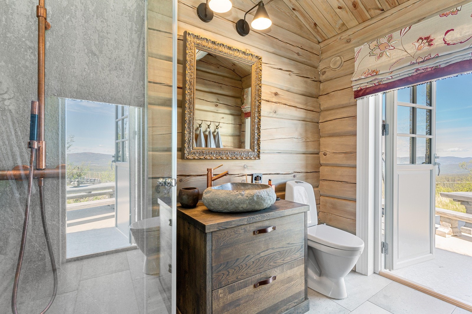 Bilde fra tilsvarende hytte. Galleribilde