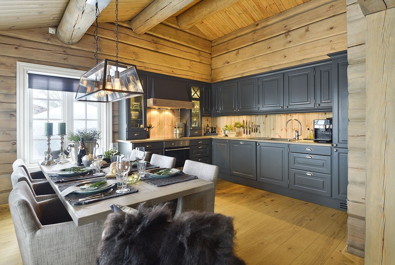 Bildet viser tilsvarende hytte Galleribilde