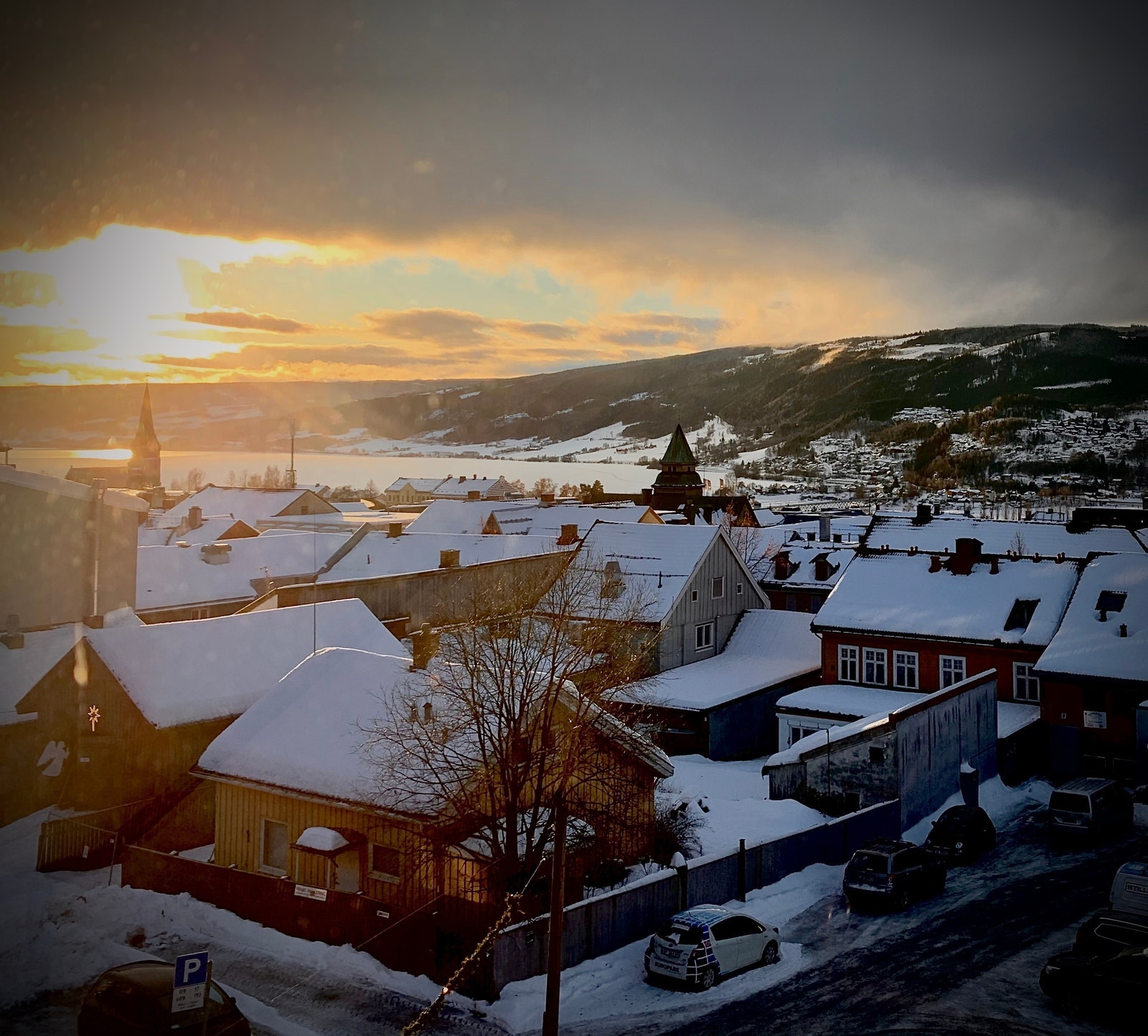 Utsikt mot Mjøsa (sør) Galleribilde