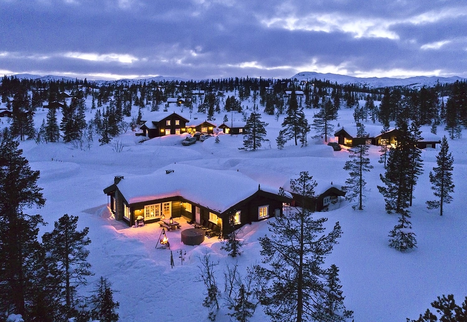 Bildet viser tilsvarende hytte på annen tomt. Galleribilde