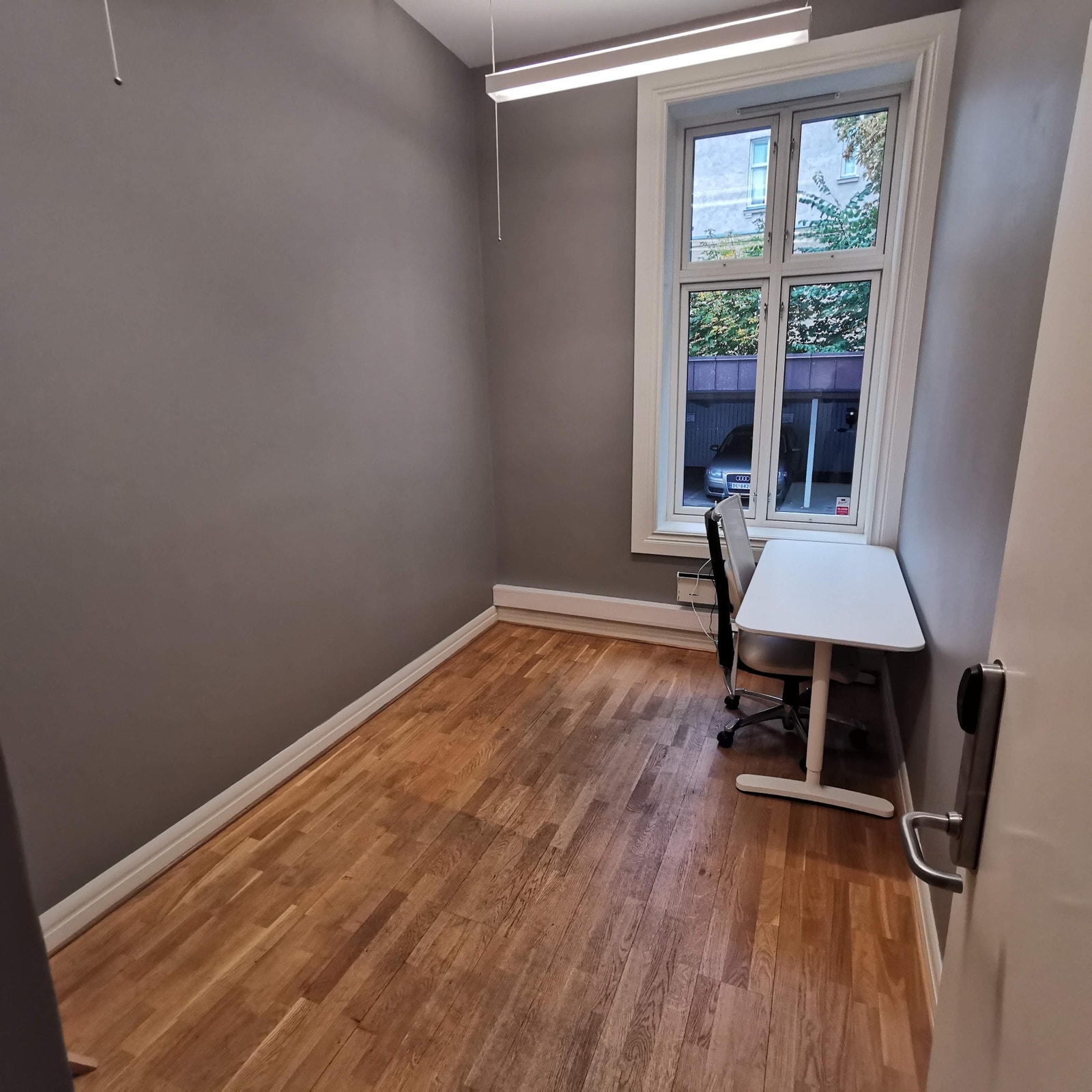 Kontor 102 i 1. etasje. Passer for 2 personer. Ca 10 m2. Galleribilde