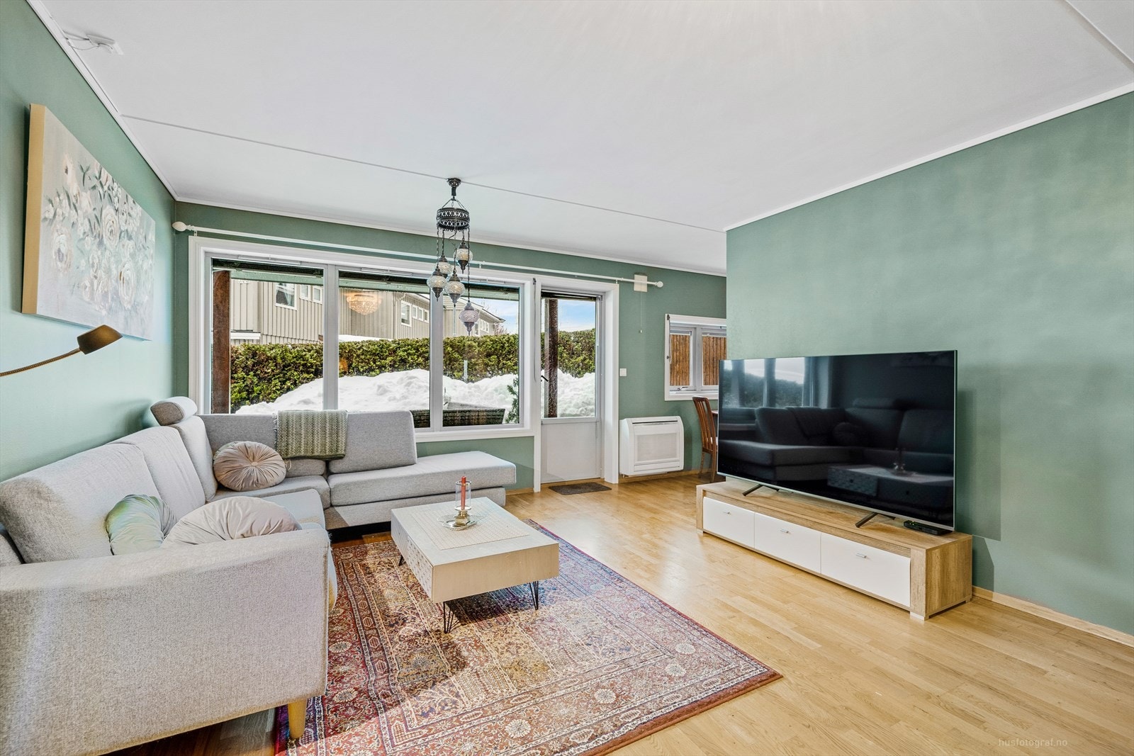 Legg merke til varmepumpe (gulvmodell) Galleribilde