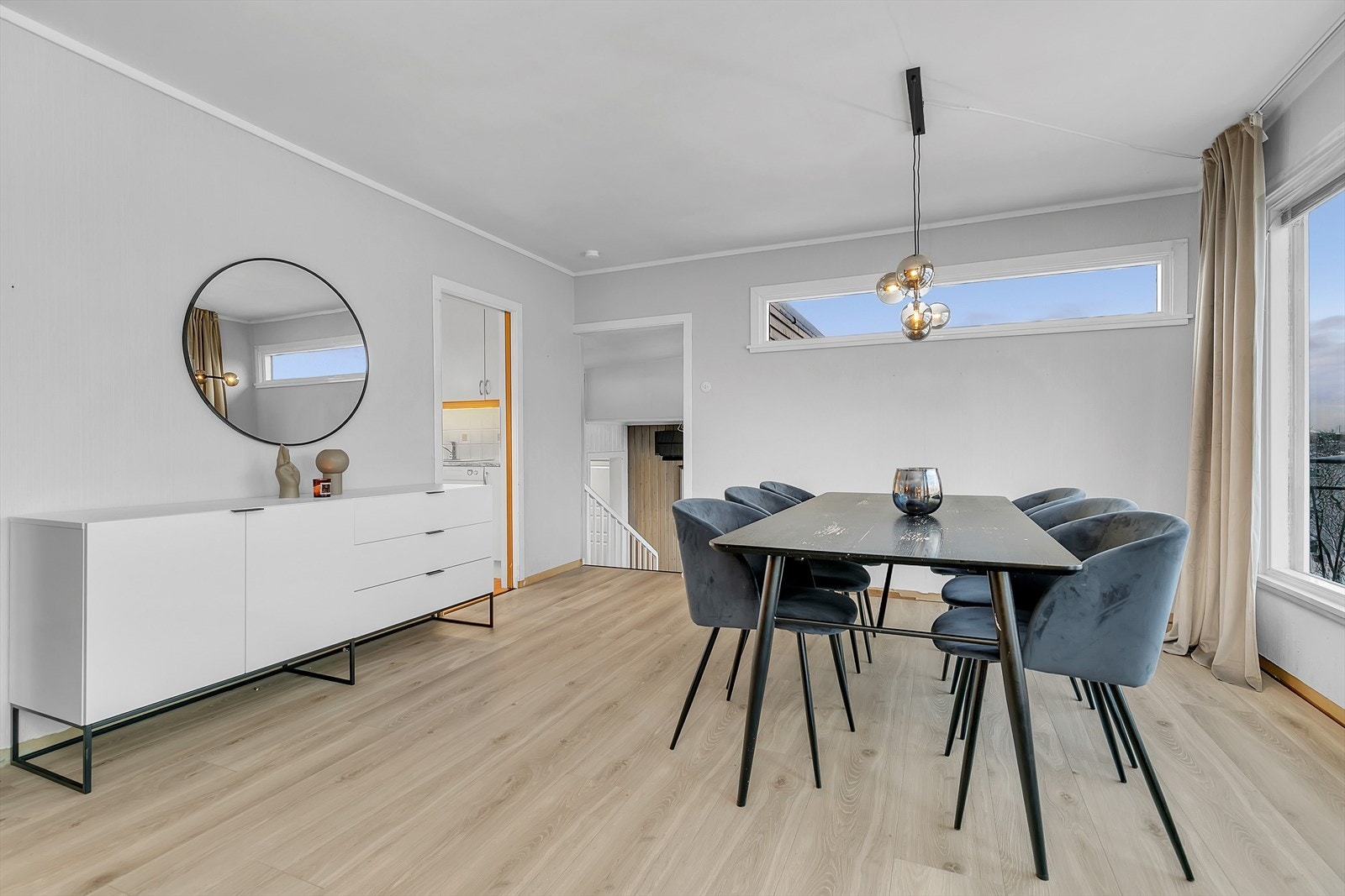 2. etasje - Stue Galleribilde