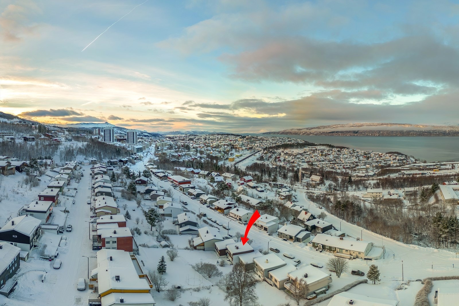 Populært område med nærhet til sentrum, nytt sykehus og turområder i fjellet Galleribilde