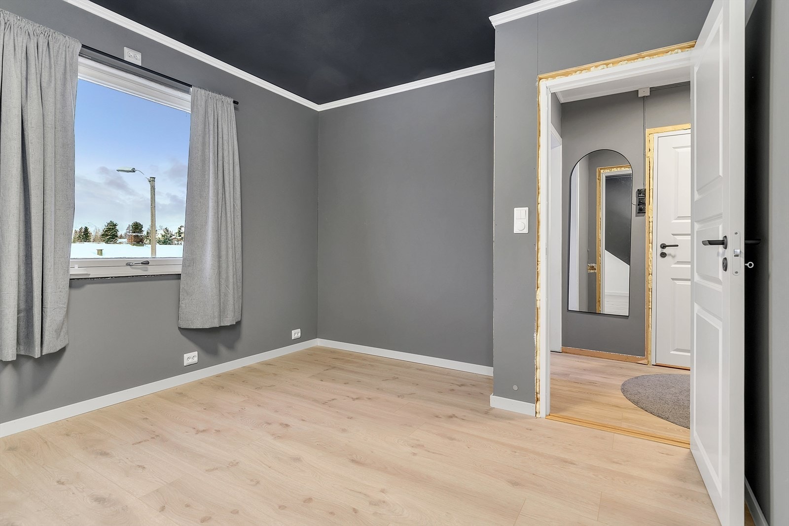 Halvetasje - Soverom 2 Galleribilde