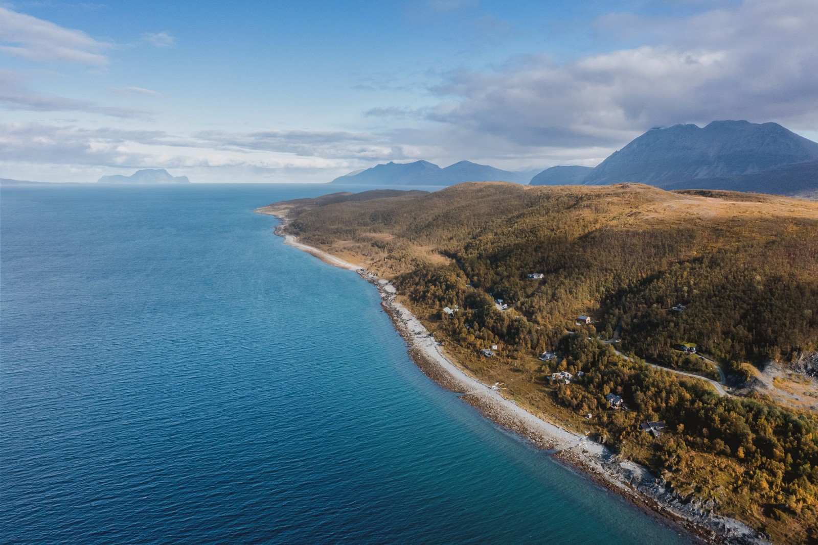 Dronefoto.