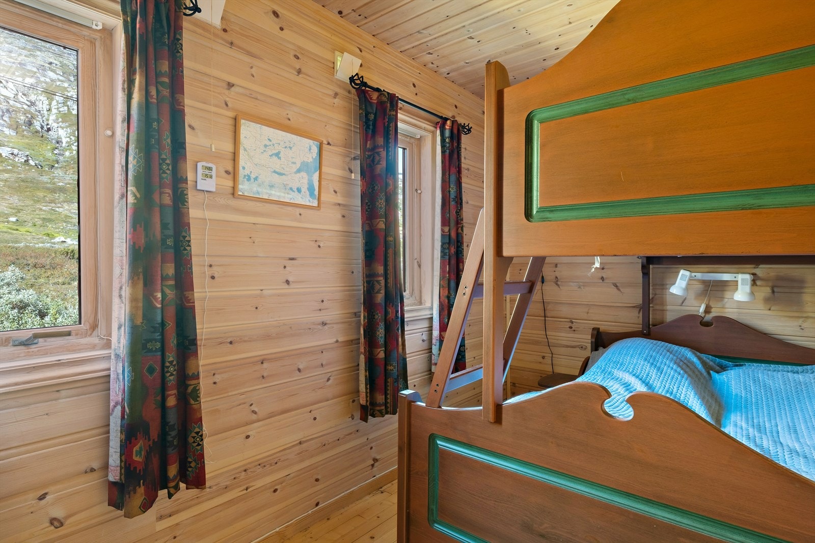 Soverom med plass til familiekøye. Galleribilde