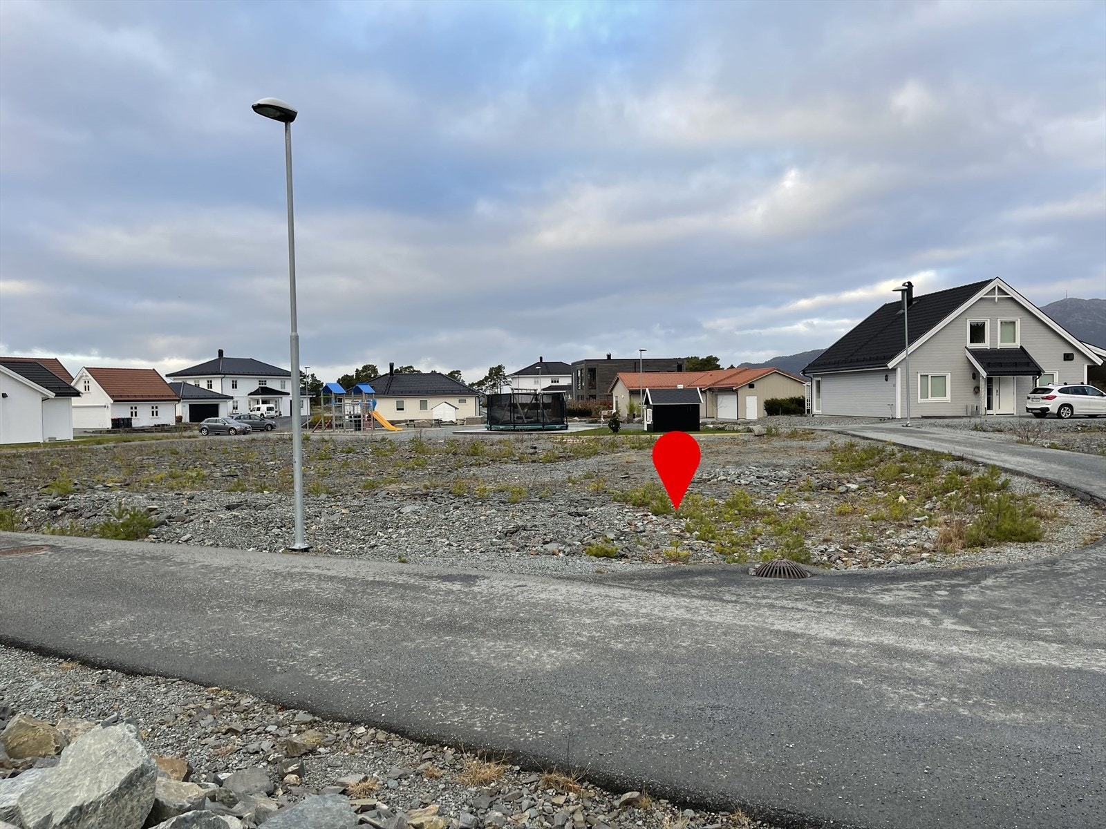 Tomt bnr 290 ved lekeplassen Galleribilde