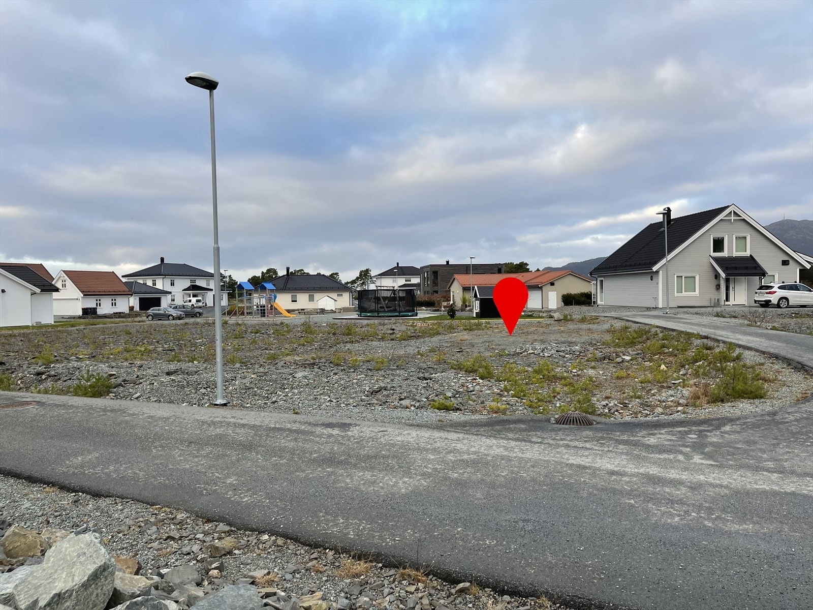 Tomt bnr. 289 ved lekeplassen Galleribilde