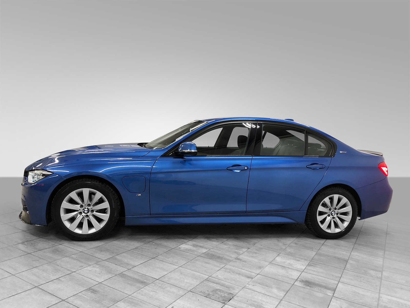 BMW er kjent for "ren kjøreglede" - Spesielt på BMW 3-Serien