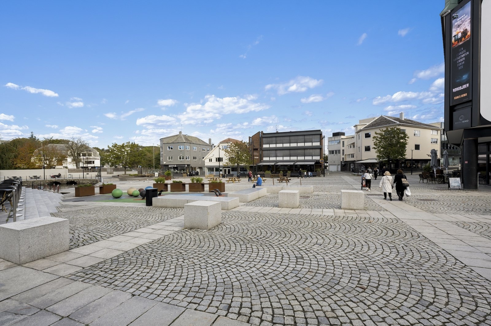 _JRB4885.jpg Galleribilde