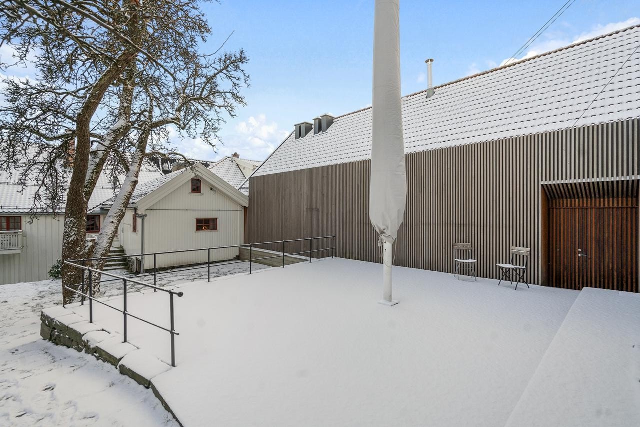 Uteservering bakhage Galleribilde