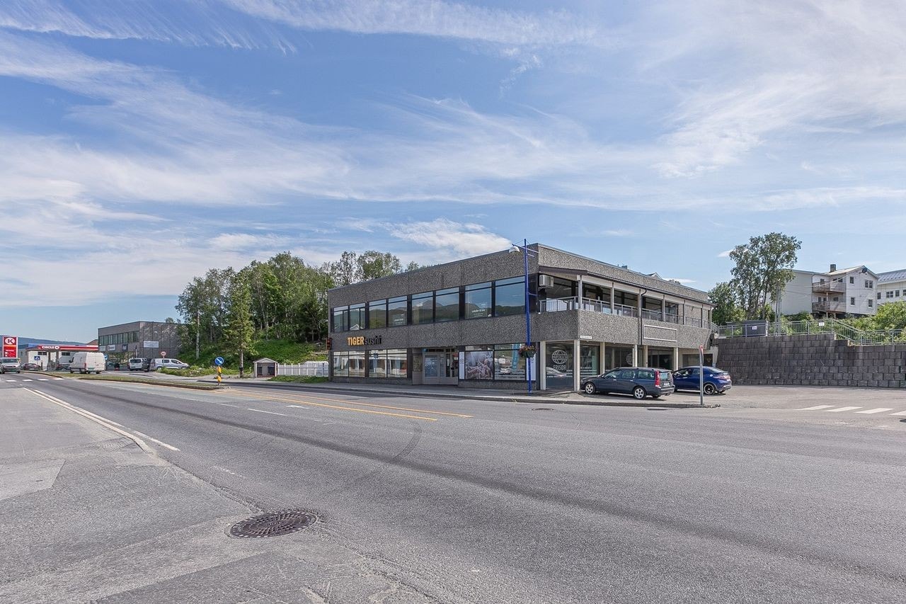 I Storgata 37 har vi 2. etasje til leie Galleribilde