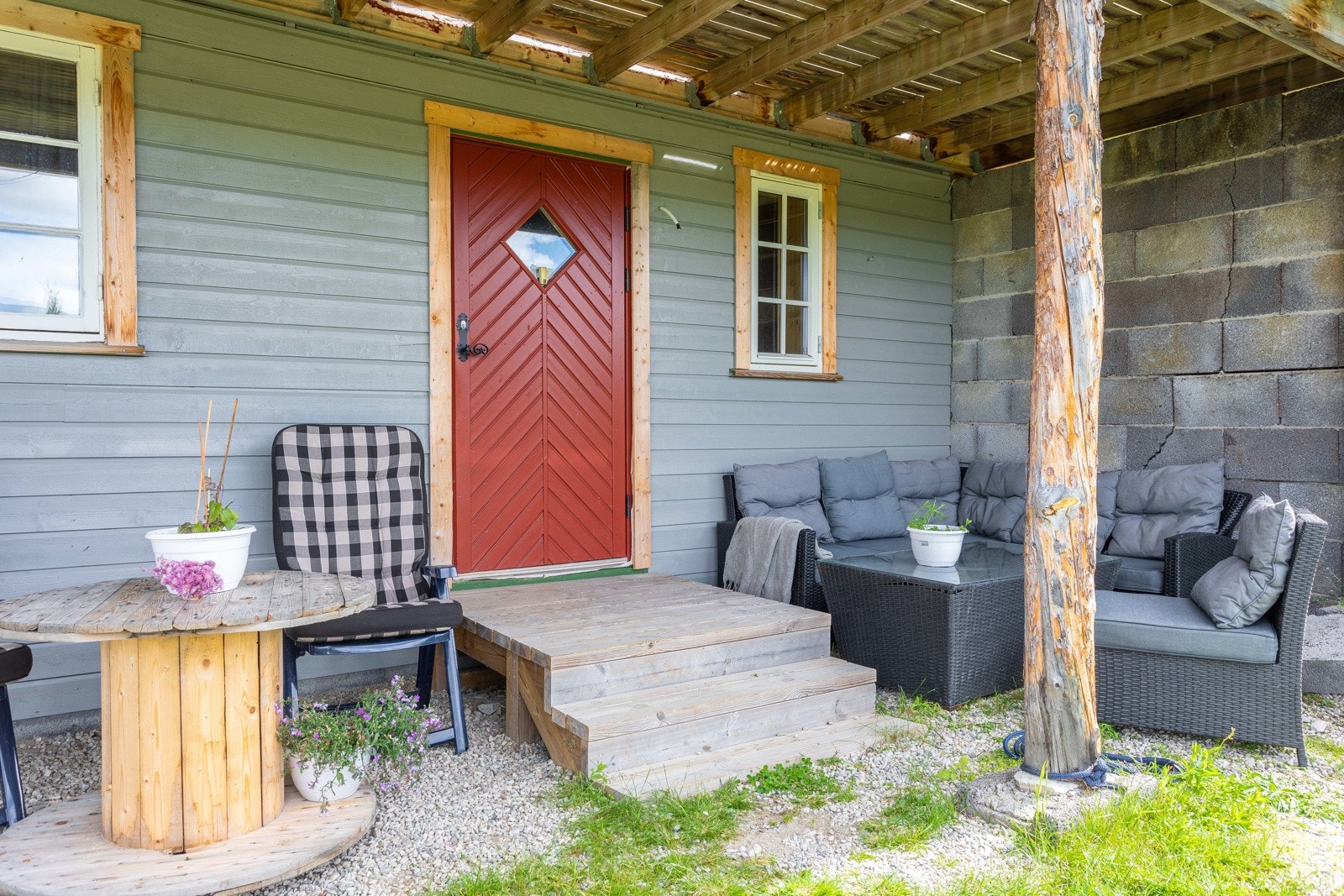 Inngangspartiet til boenheten. Galleribilde