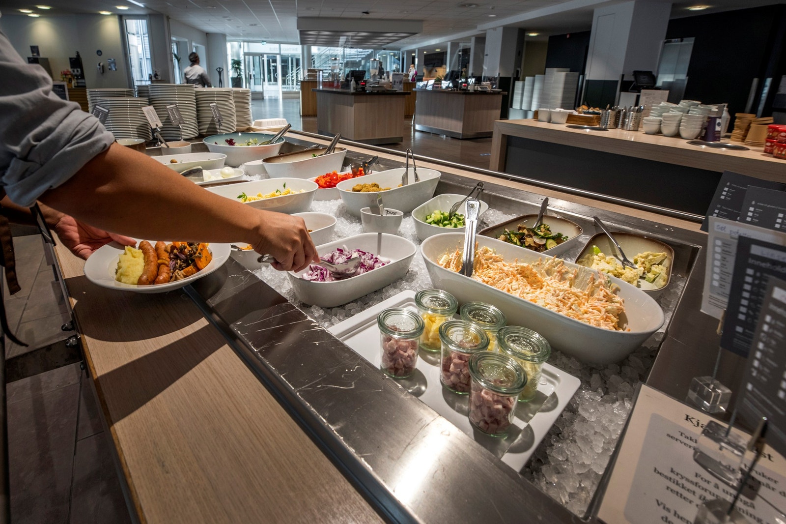 Personalrestauranten har god og variert mat hver dag Galleribilde