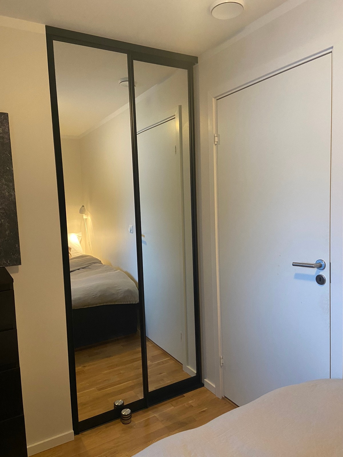 Garderobe soverom 2 Galleribilde