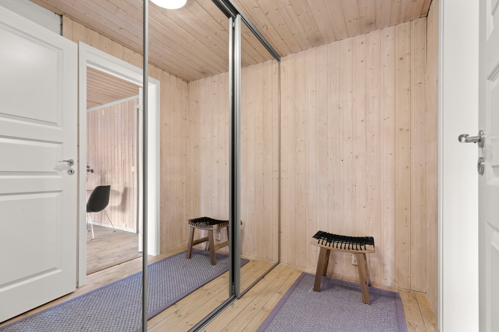 Dette bildet er ett år gammelt og leiligheten er nå malt. se Stuebildet for malingstype. Galleribilde