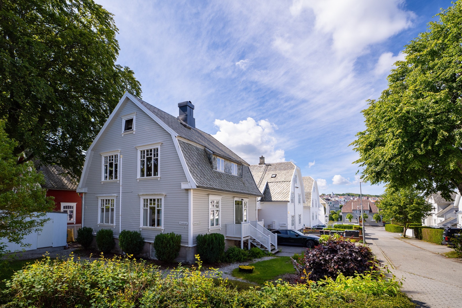 Romsling og nyoppusset leilighet nær sentrum Galleribilde