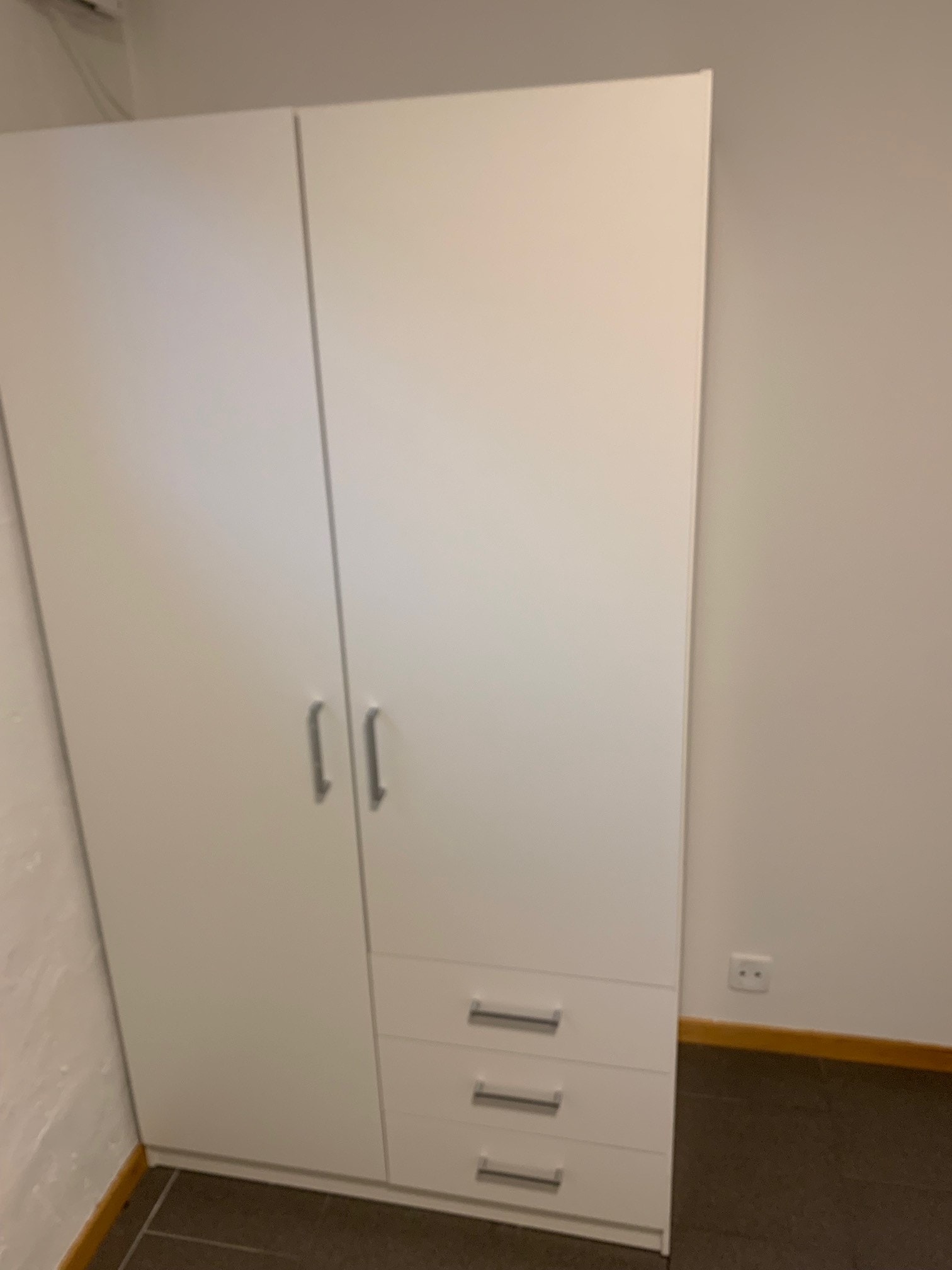 Soverom 1 (utleid). Skapplass og balansert ventilasjon Galleribilde