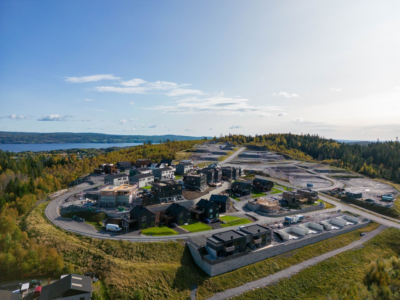 Høgåsen vest - 15 flotte eneboliger med god planløsning og moderene arkitektur. Galleribilde