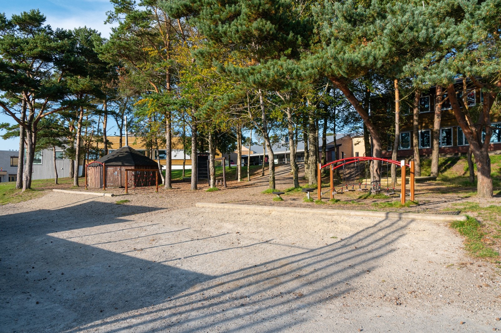 Bore Skole ligger kun få minutters gange fra boligene Galleribilde