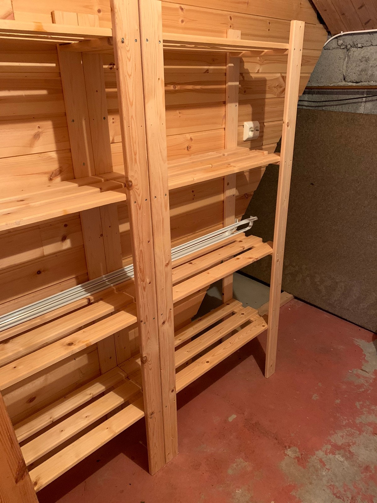 Bod i kjeller Galleribilde