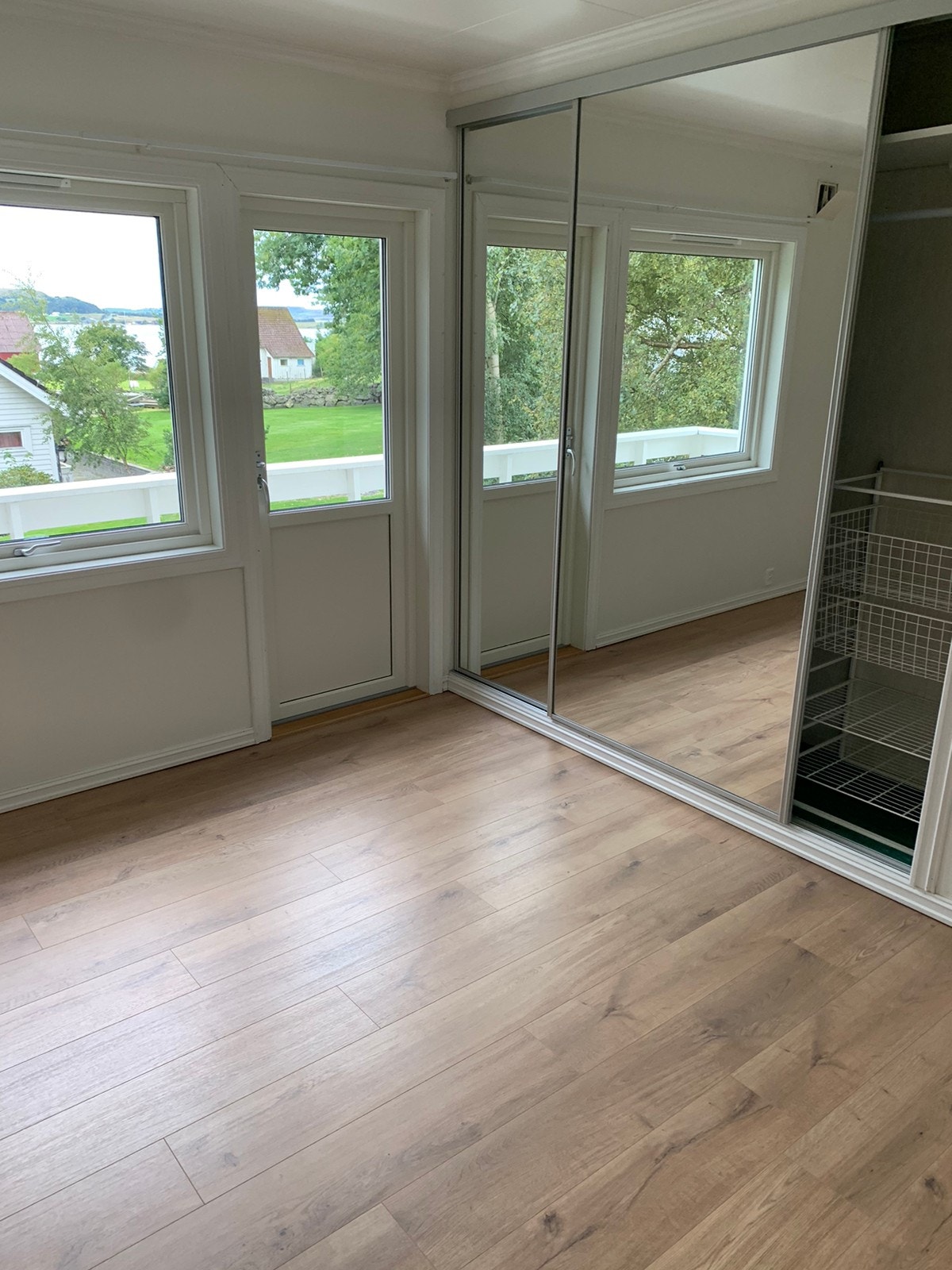 Hovedsoverom med balkong Galleribilde