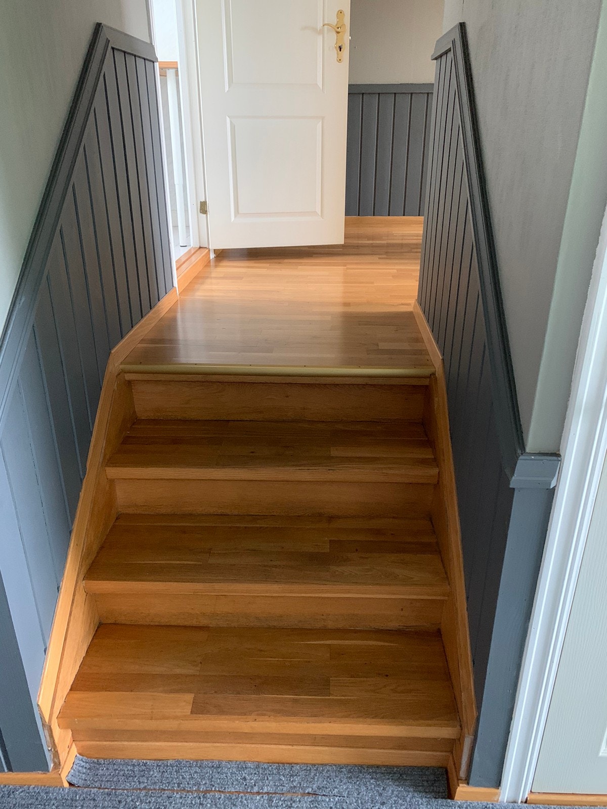 Gang opp til andre etasje Galleribilde