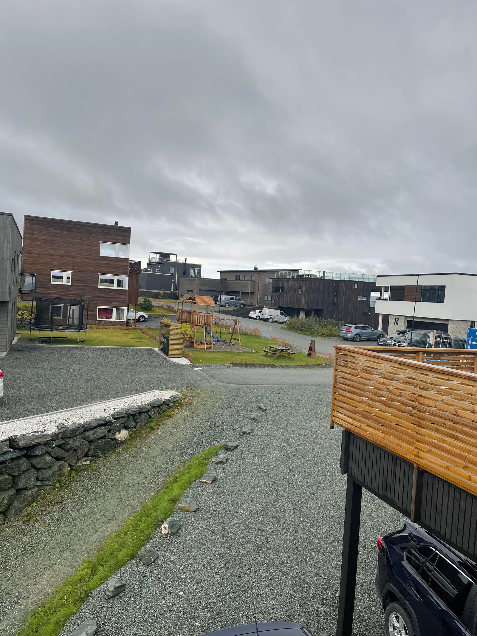 Lekeplass utenfor leil. Galleribilde