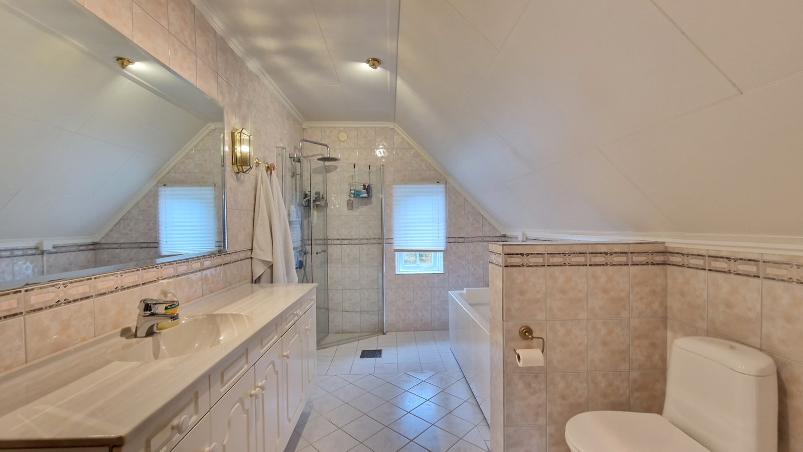 Loft - bad Galleribilde