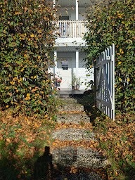 Inngangen fra veien mot sør Galleribilde