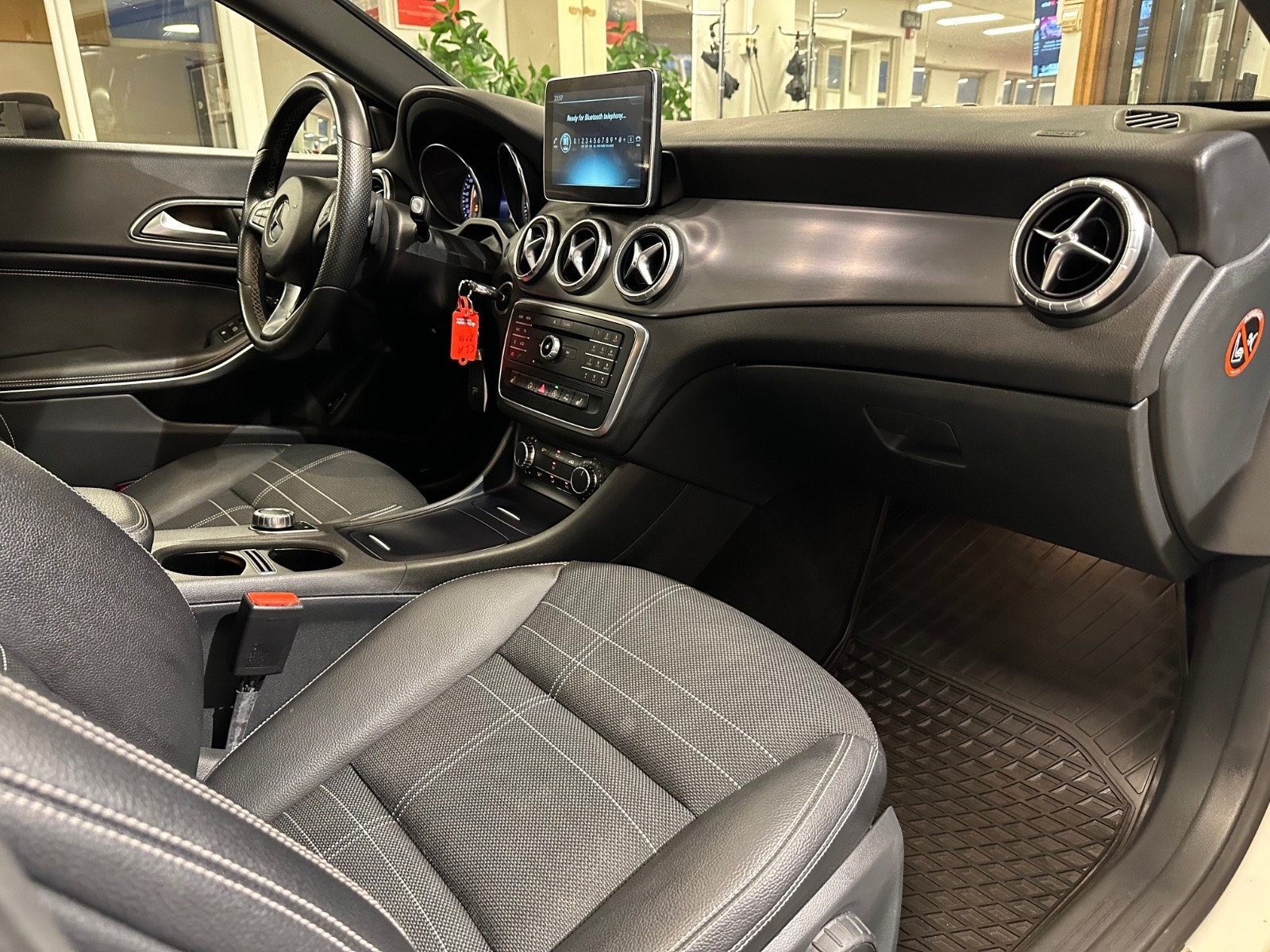 Mercedes-Benz CLA180 15