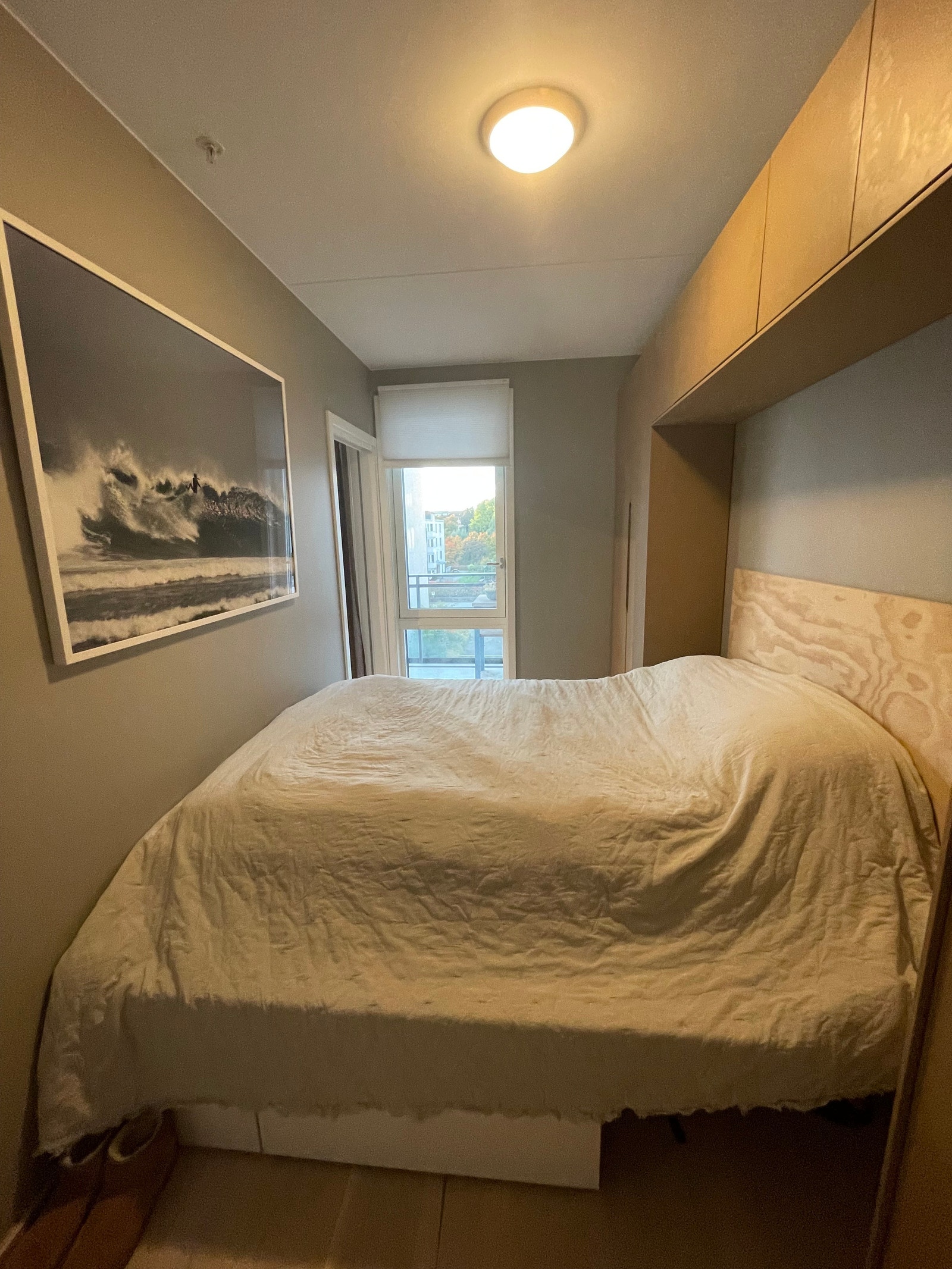 Soverom med innebygd dobbeltseng Galleribilde