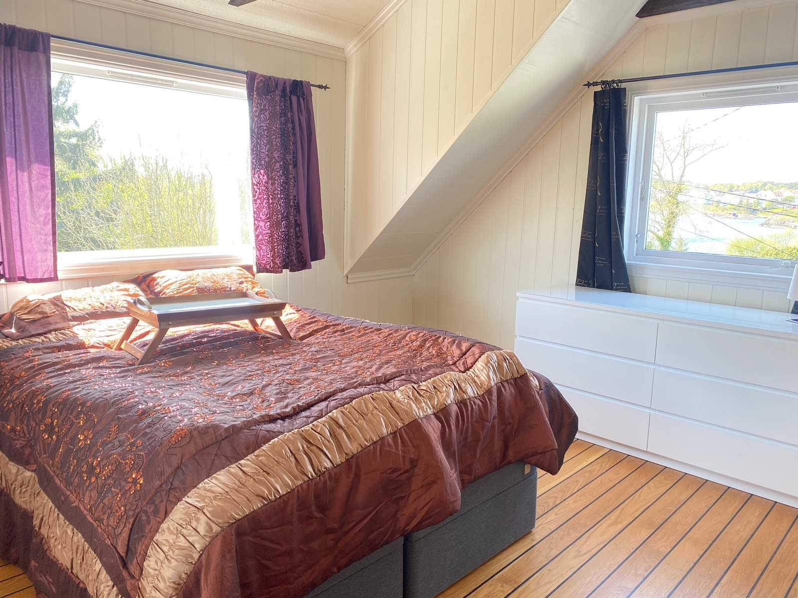 Bed room 1. Master bed room with a loft with two madrasses Galleribilde