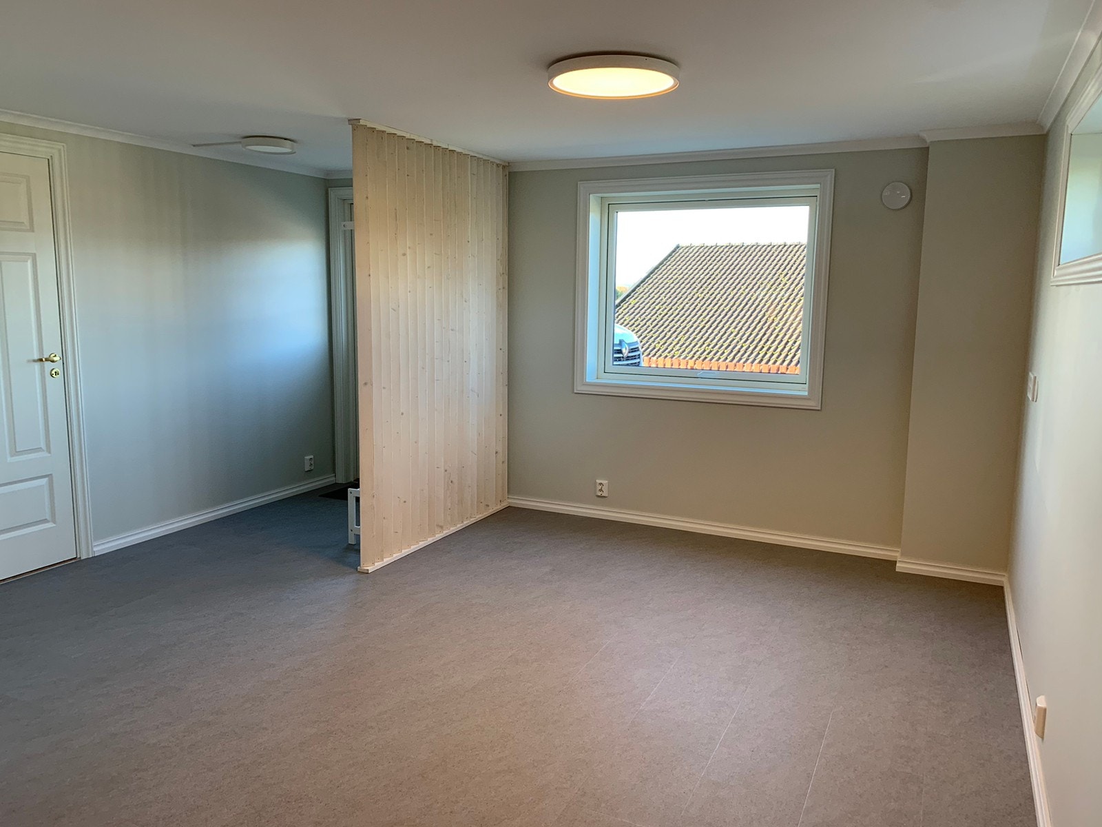 Stue og inngangsparti Galleribilde