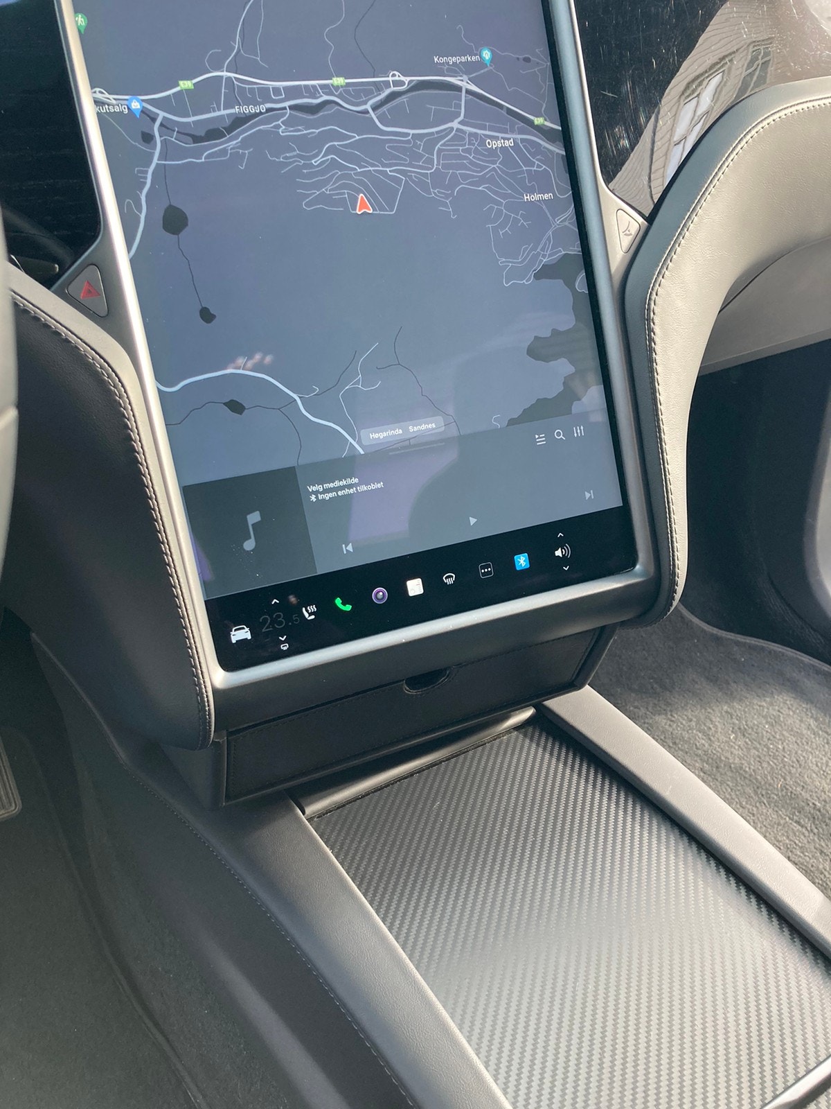 Tesla Model X 30