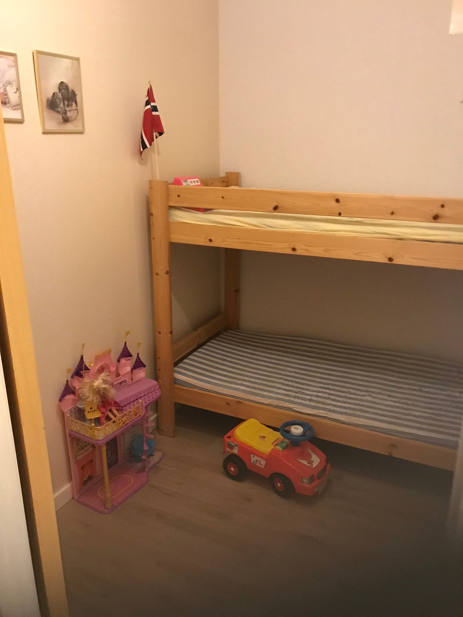 Barnerom/kontor Galleribilde