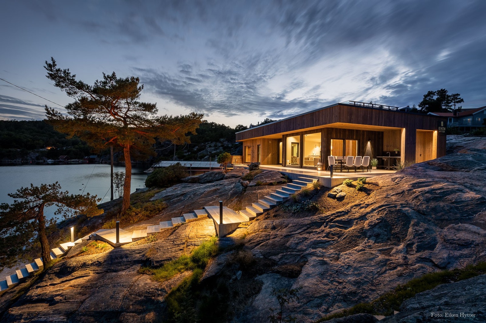 Belyst skifertrapp Galleribilde