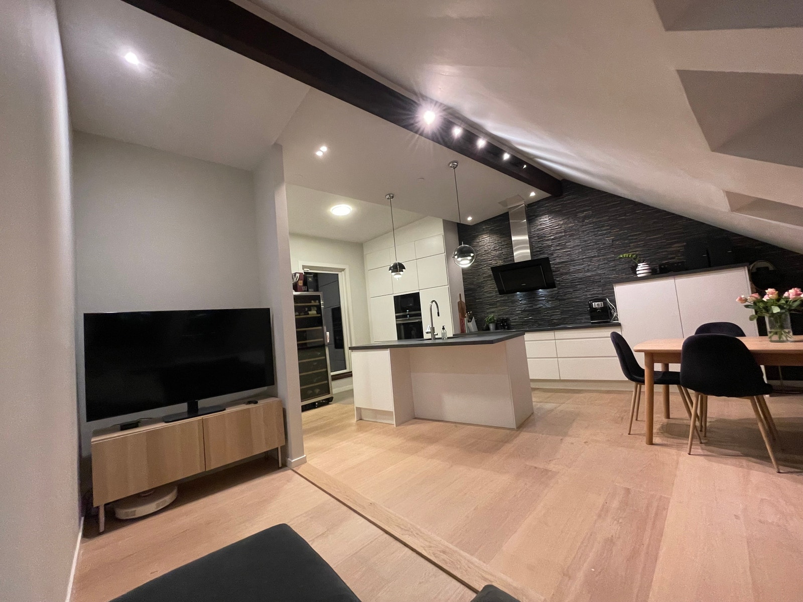 Åpen stue/kjøkken-løsning Galleribilde