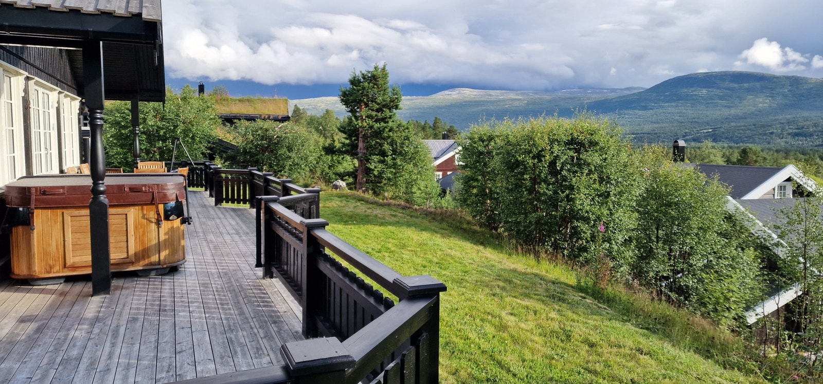 Stor platting som er fin å ha både sommer og vinter Galleribilde