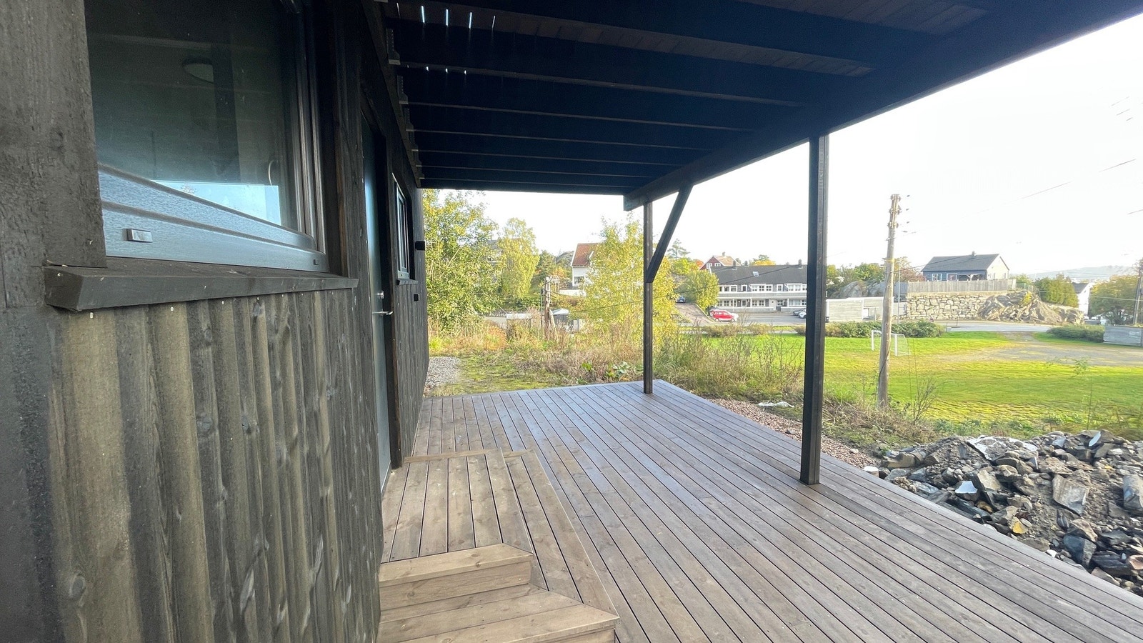 Åpent og luftig utenfor Galleribilde