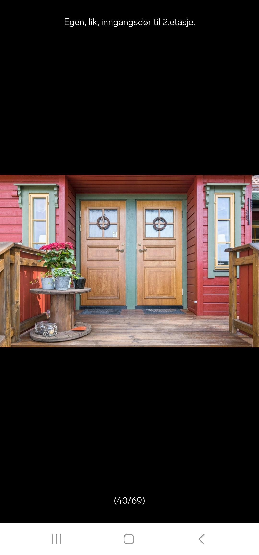 Egene innganger for 1 og 2 etg Galleribilde