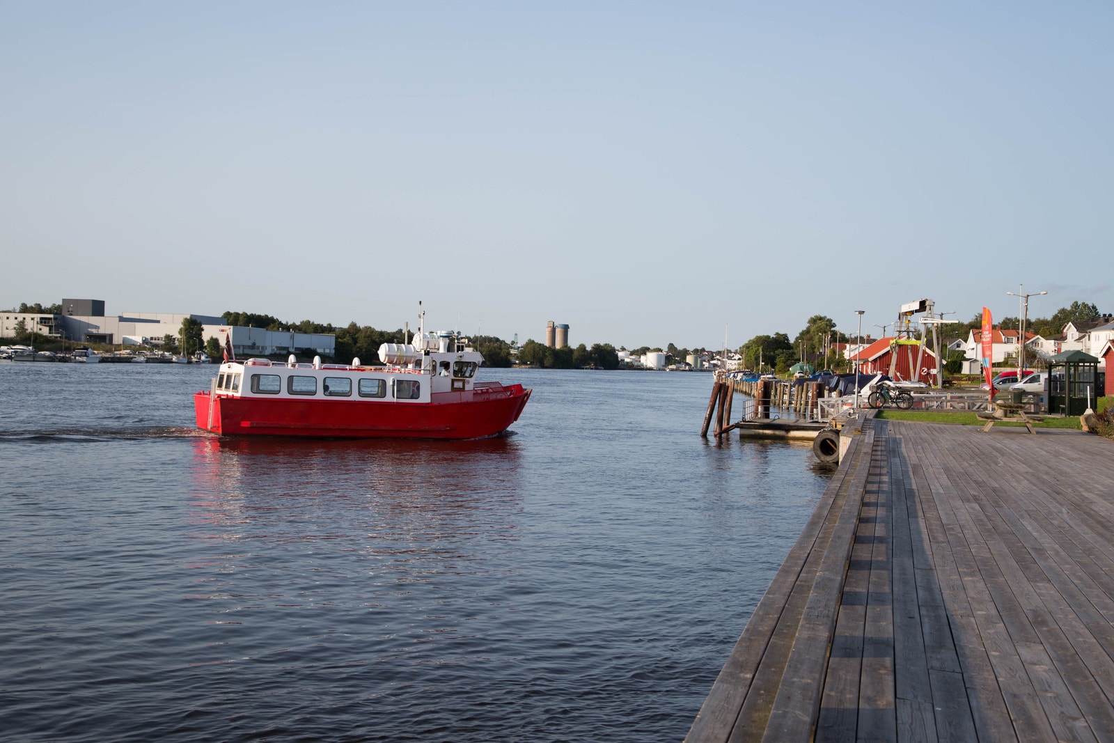 Gratis byferge over til Lisleby og handelsområde ved Østfoldhallene Galleribilde